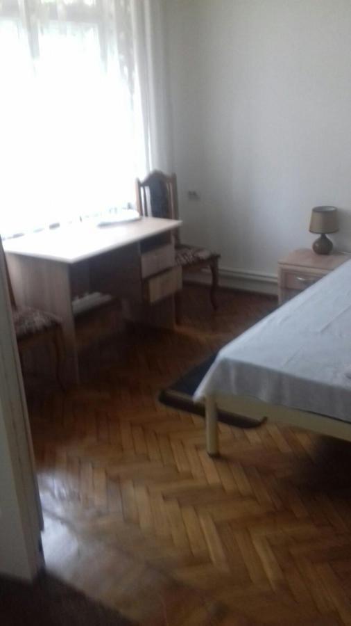 Gelena Гостьовий Двір Użhorod Zewnętrze zdjęcie