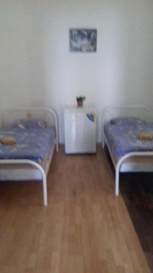 Gelena Гостьовий Двір Użhorod Zewnętrze zdjęcie